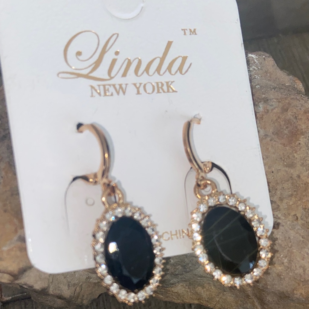 Nwts Linda New York Gold Tone Faceted Black Acrylic Lever Back Earrings